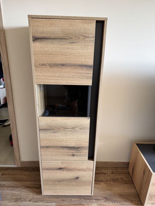Mobila living  NOUA 4 piese  cu 2 vitrine, comoda Tv si raft de perete