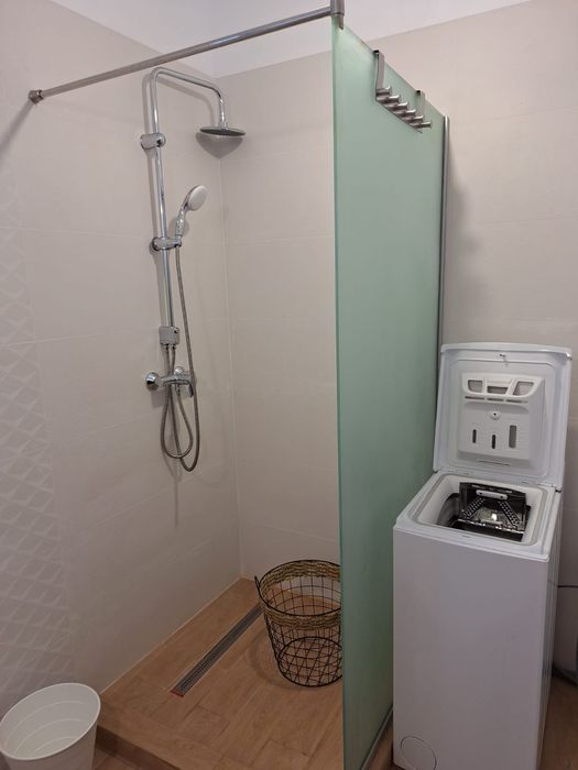 Închiriez apartament in sectorul 5  Intrarea Aurel Ciurea Nr 2.