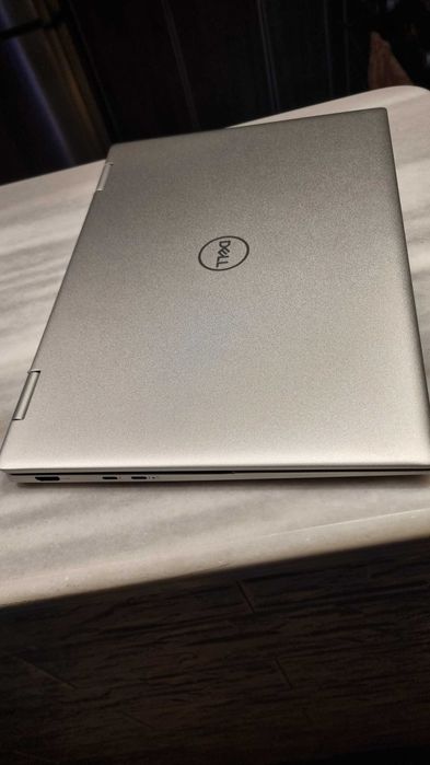 Лаптоп DELL Inspiron 2 в 1 7430 , i5 1335U + сензорен екран