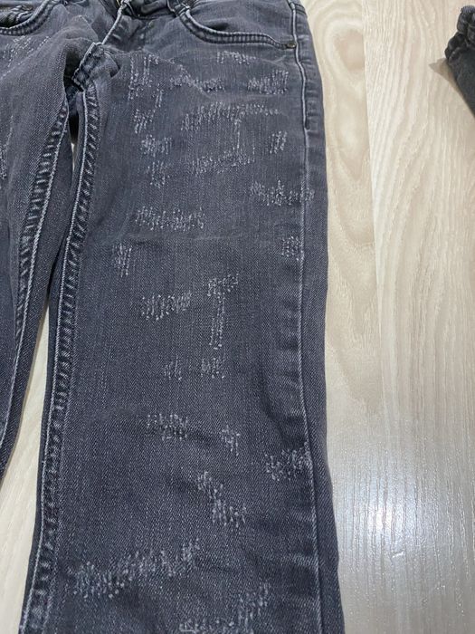 Черни дънки с ефект