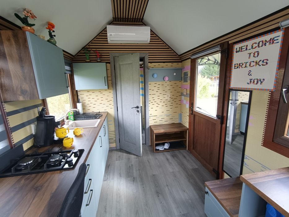 Casa mobila din piese Lego