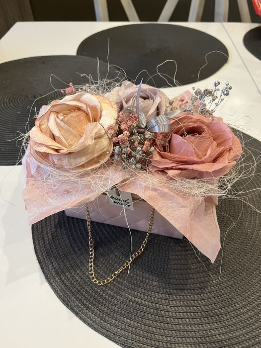 Букет от хартиени рози ръчна изработка