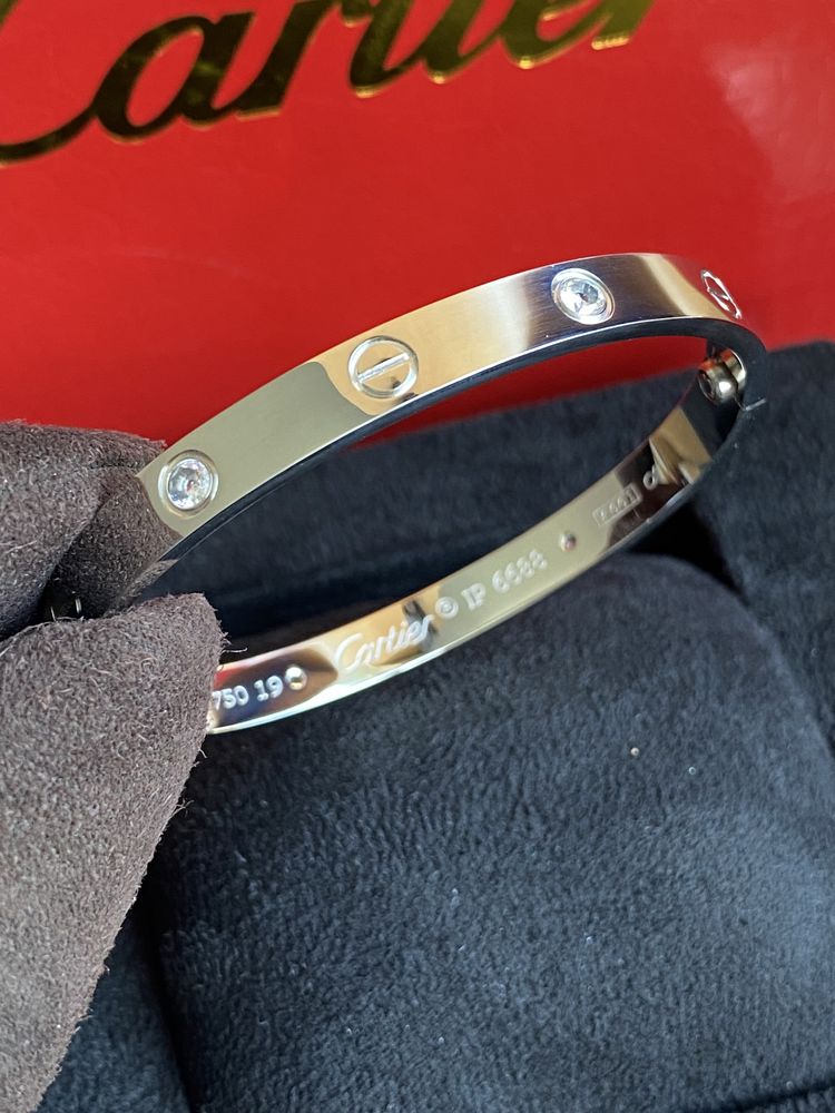Brățară Cartier LOVE 19 cm White Gold 18K Diamond