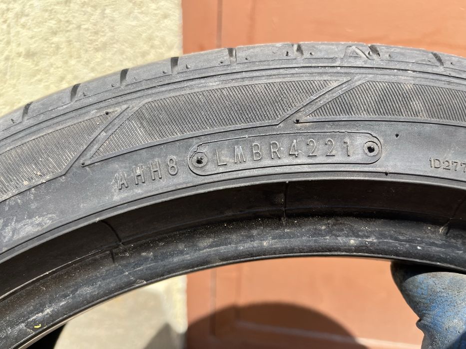 2 бр. летни гуми 225/45/17 Dunlop DOT 4221 5+ mm