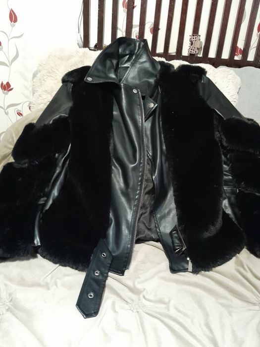 Geaca  din  blana cu piele