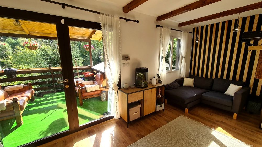 Cabana de închiriat 2-4 persoane