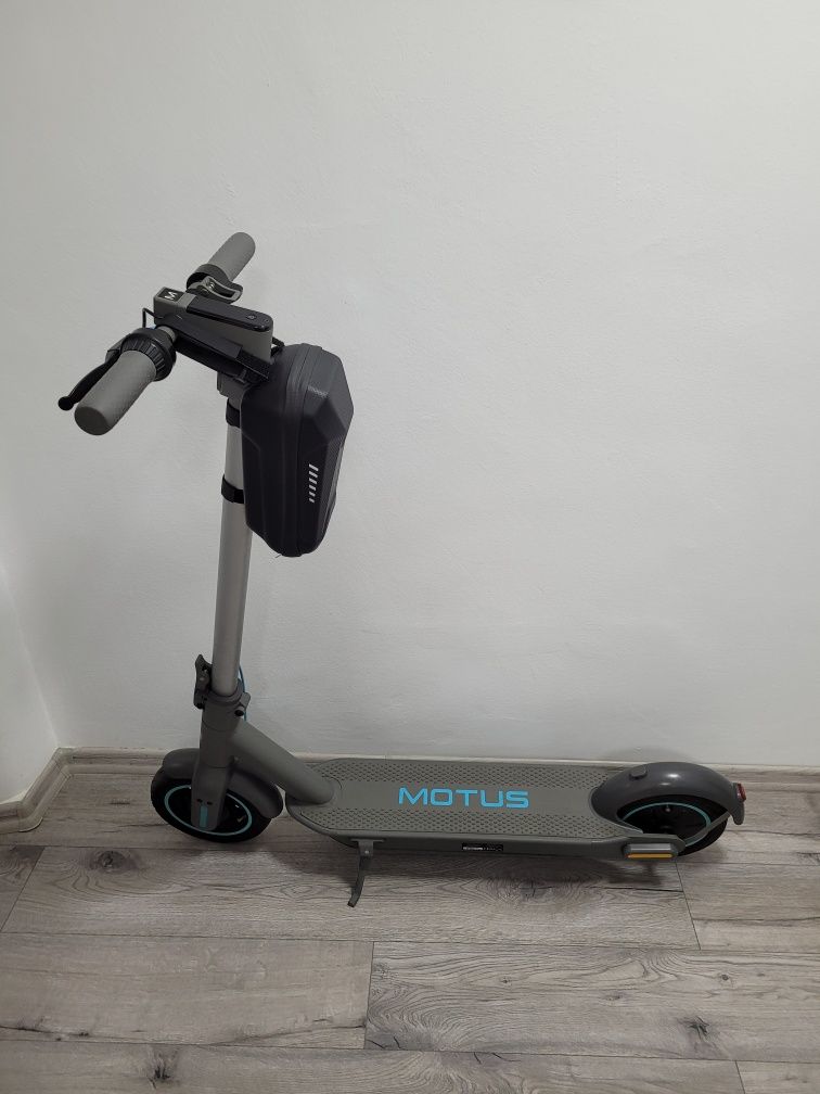 Trotineta electrica pliabila Motus Scooty 10" 2022