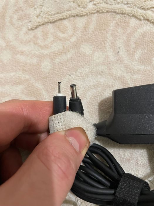 Incarcator Nokia alimentator original mufa subtire groasa