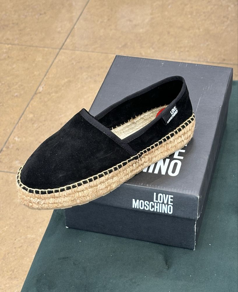 Оригинални дамски еспадрили  Love Moschino