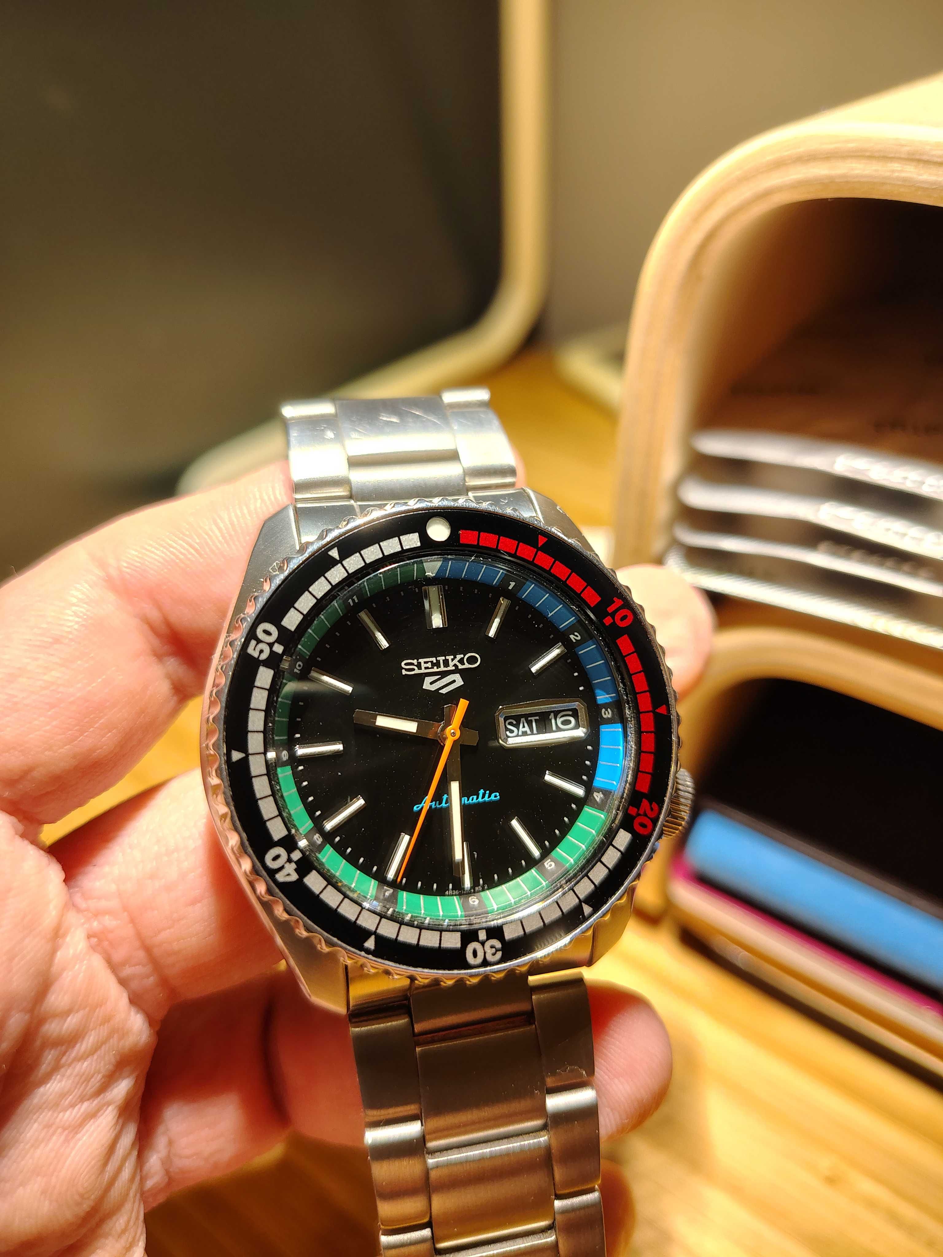 Продавам автоматичен Часовник Seiko SRPK13K1
