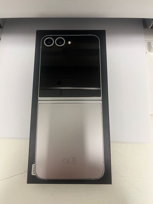 Samsung Galaxy ZFlip 6