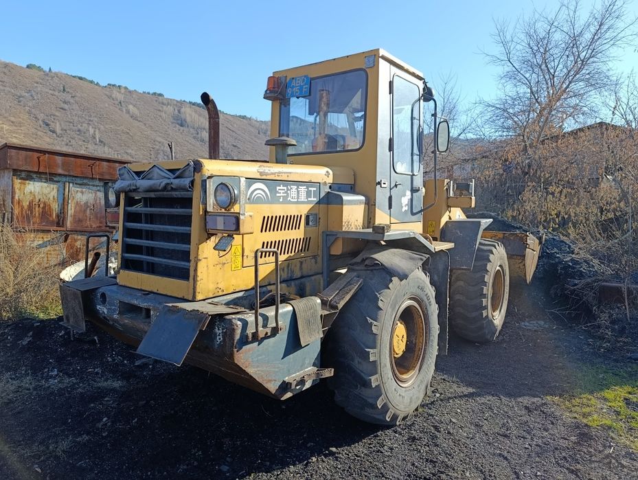 Продам погрузчик фронтальный