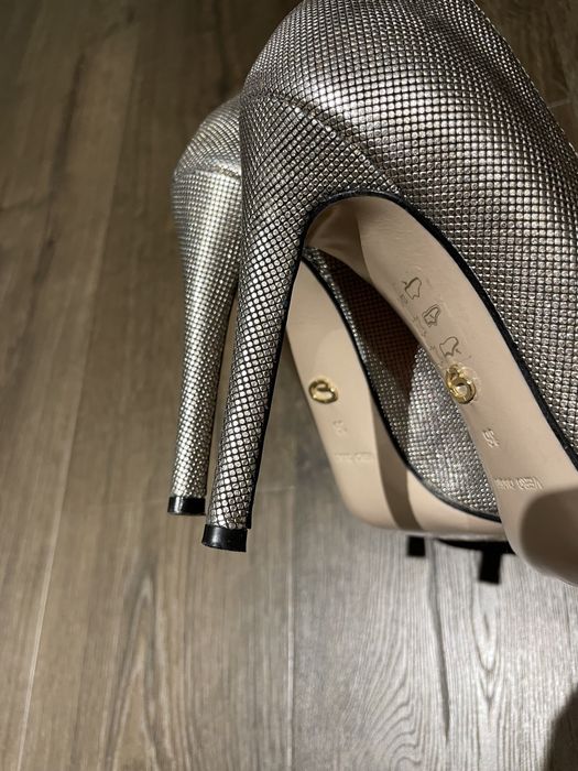 Pantofi Musette argintii 36