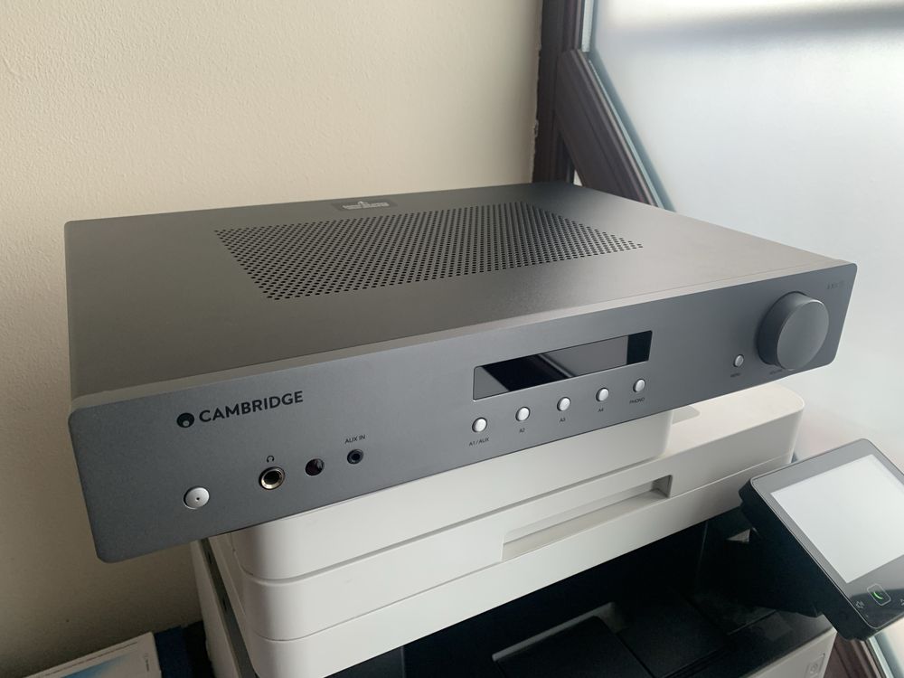 Amplificator integrat Cambridge Audio AXA35