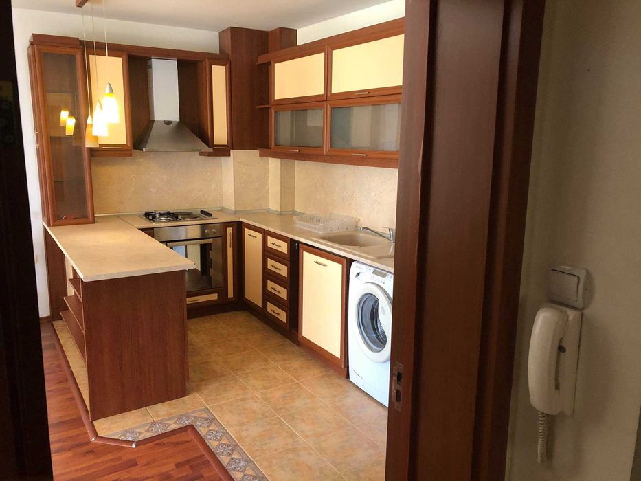 Дава се под наем Тристаен апартамент в Пловдив, Централна гара - 90 кв.м за 275.4 € - Снимка #2