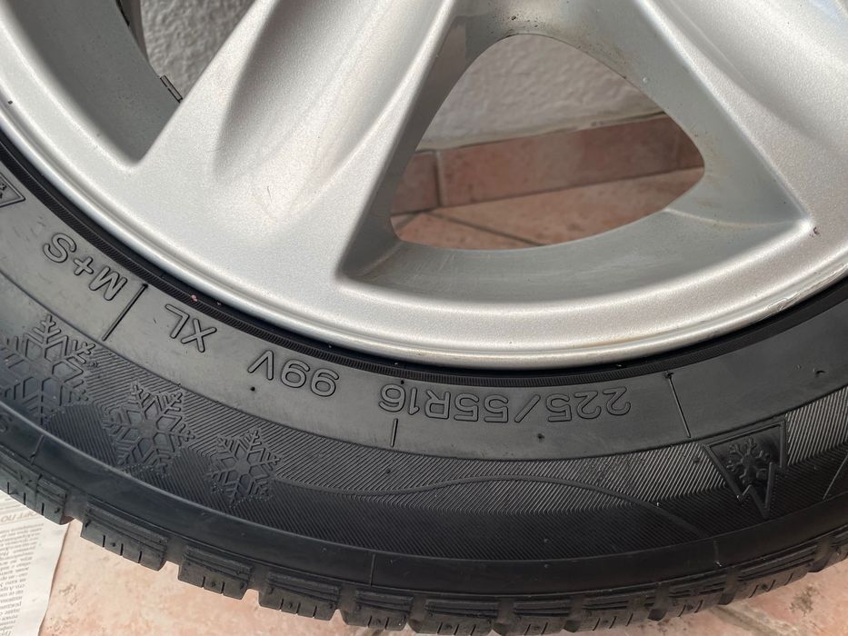 Комплект Зимни Гуми BMW-1er-E87, 225/55 R16 99V M-Алум.Ориг-BMW джанти