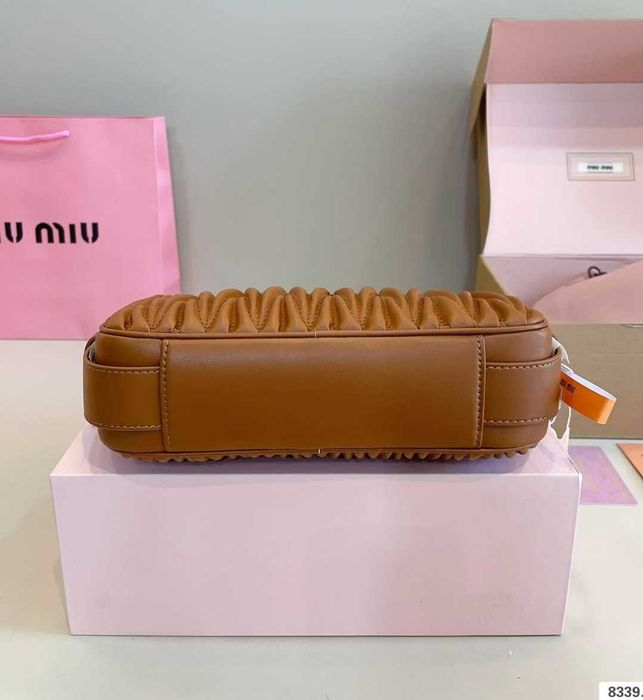 Geanta de mana dama MIU MIU 93-66
