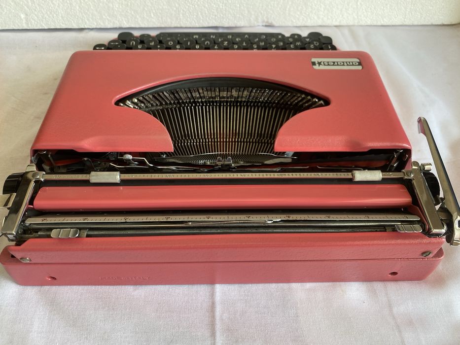 Masina de scris antares