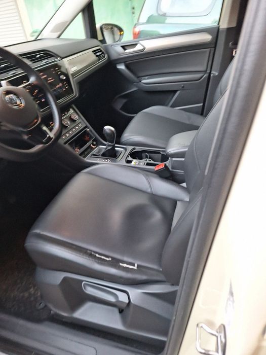 Wv touaran 2019 година