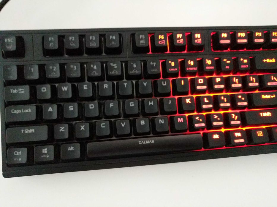 Tastatura mecanica RGB Zalman ZM-K900M