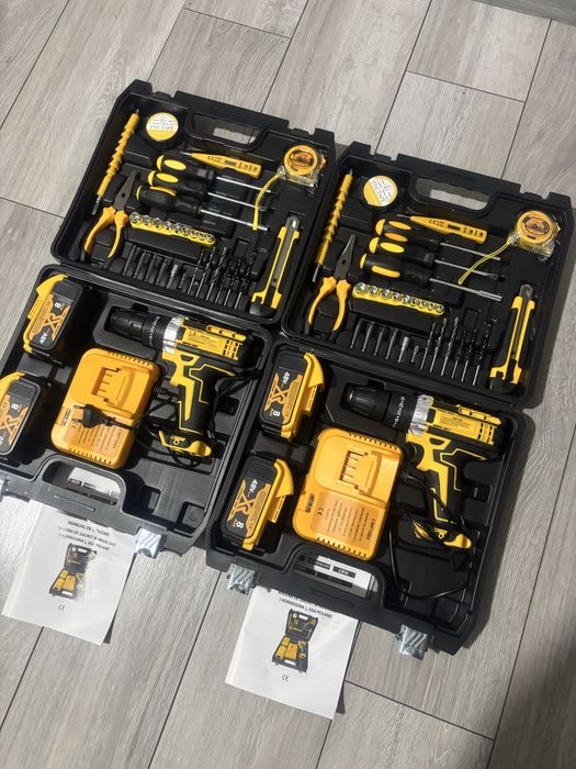 Bormasina cu 2 acumulatori   cu percutie  identic cu Dewalt / Makita