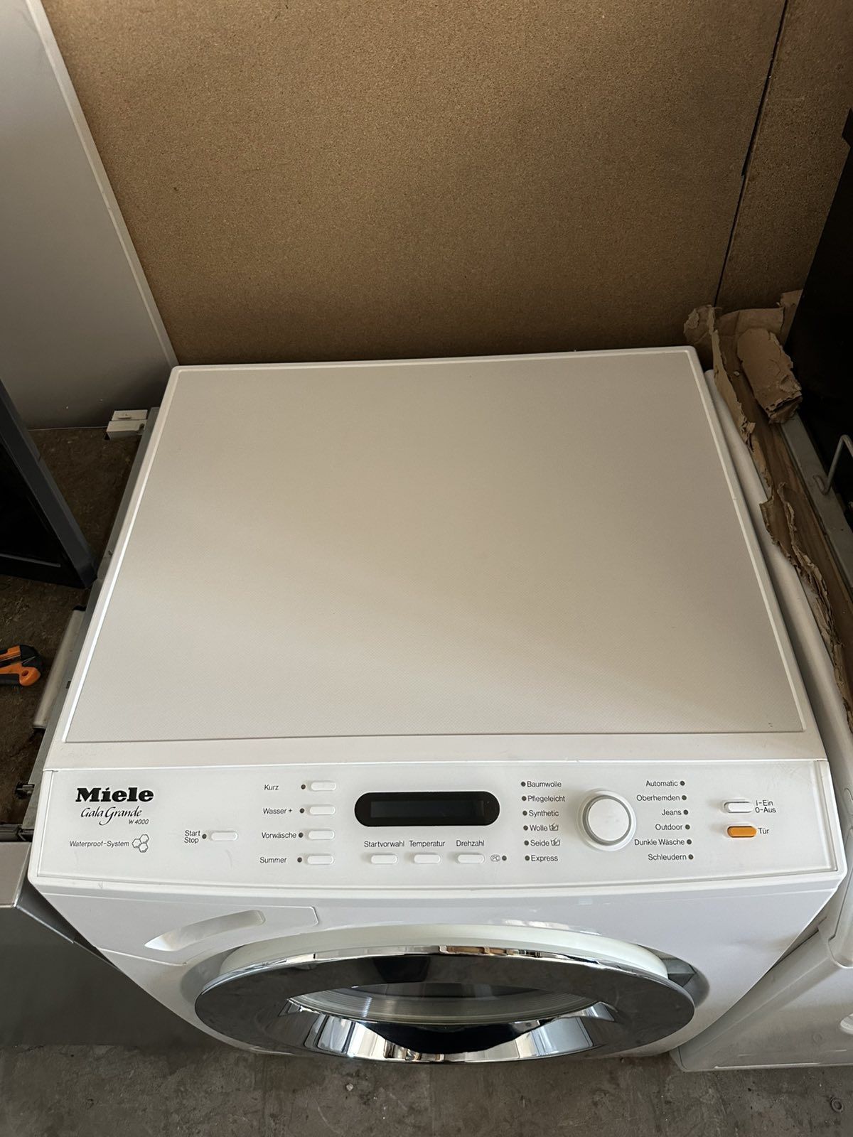 Пералня+ гаранция. MIELE  ПЧЕЛНА ПИТА КЛАС А 7 кг. Доставка за София.