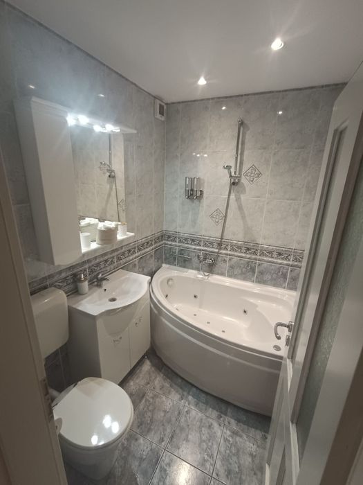 Închiriem apartament in regim hotelier piata victoriei