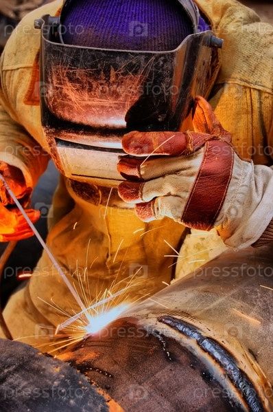 Услуги сваршик на выезд. Стаж 10 лет. Услуги выезд сварочные работы .