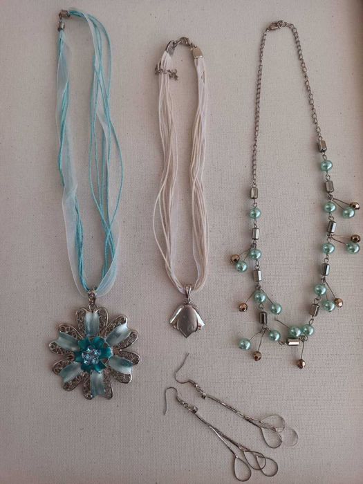 Разпродажба! НОВИ бижута, колиета и гривни 5лв/бр, обеци 3лв/бр, Спиди