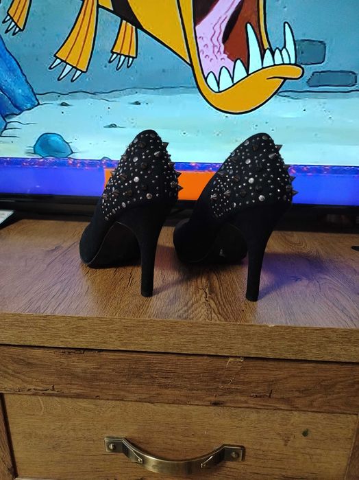 Дамски обувки 42 номер