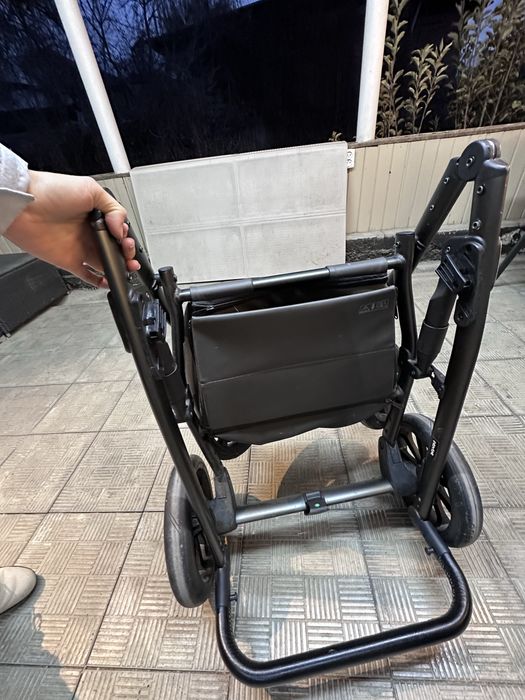 Продам детскую коляску Коляска Anex M-Type Shell