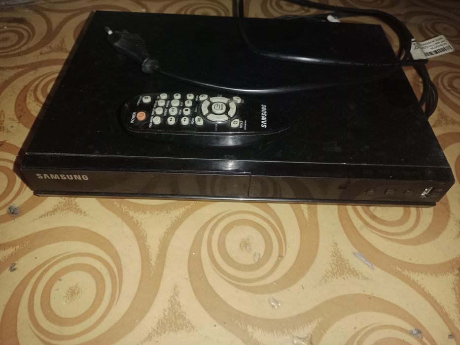 Продам DVD проигрыватель и плеер для спутниковых каналов