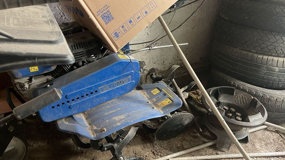 Продам почти новый Культиватор