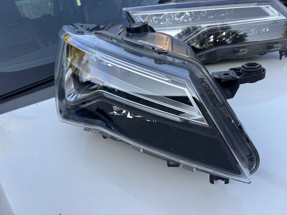Фар Seat Ateca
