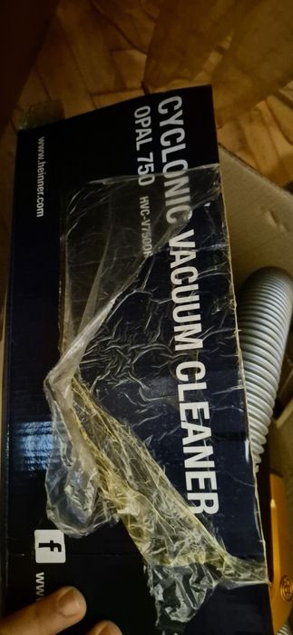 Aspirator heinner opal 750w fara sac