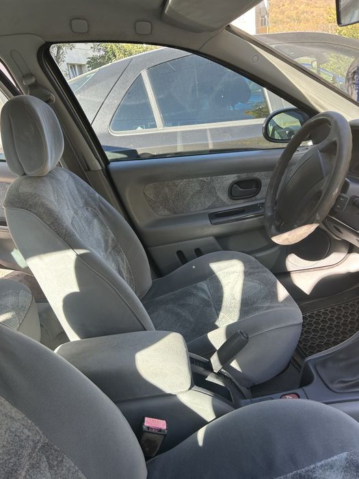 Vând Renault Laguna 1, pentru piese de schimb, an fabricatie 1999-2000