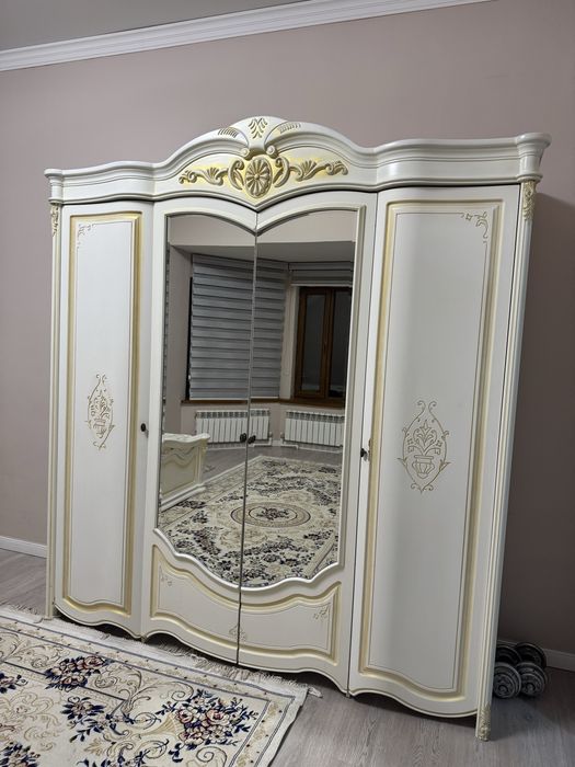 Мебельный гарнитур