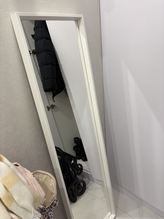 Зеркало от Ikea