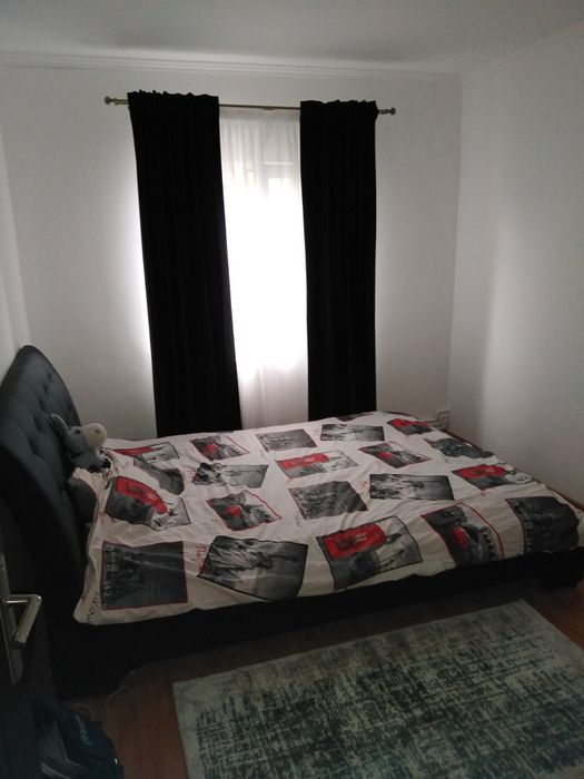 Vând ap.3 cam.+living D-va Nord