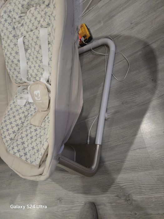 Balansoar electric cu telecomanda,bluethoot,5 viteze,melodi