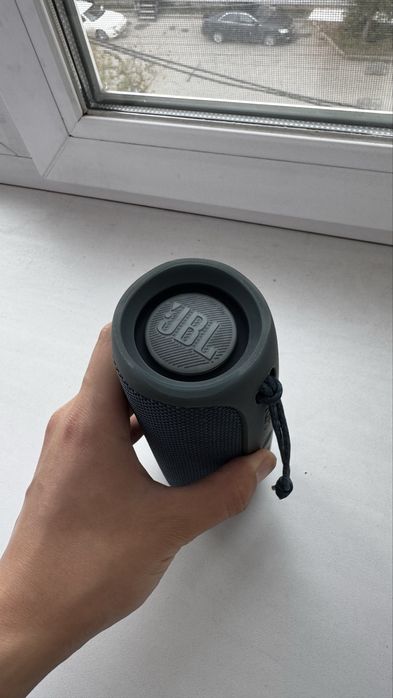 Продам колонку JBL FLIP 5