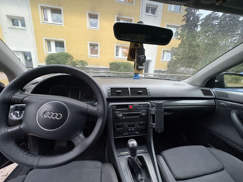 Vand audi a4 s-line 1.9 tdi 131 cp fara acte!!!