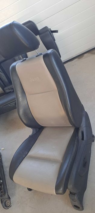 Кожен салон Grand Cherokee 2008г.