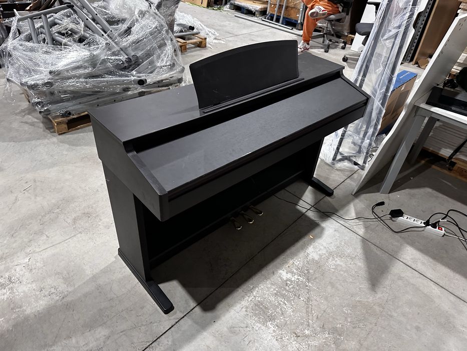 Дигитално пиано Ringway TG8876 Rosewood – отлично състояние