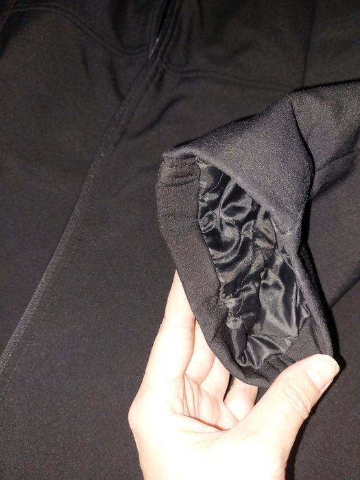 Geacă izolată Brugi cu glugă