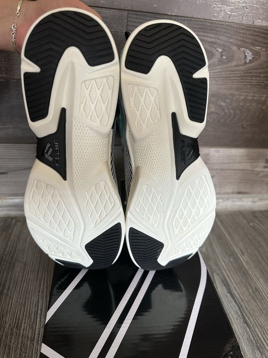 Маратонки Flair Ultra Light