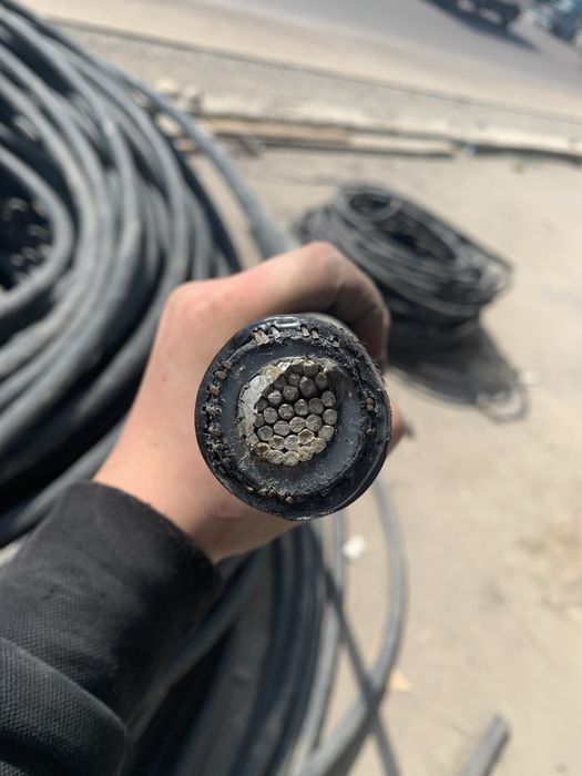 АПВПУ 1*240 кабел