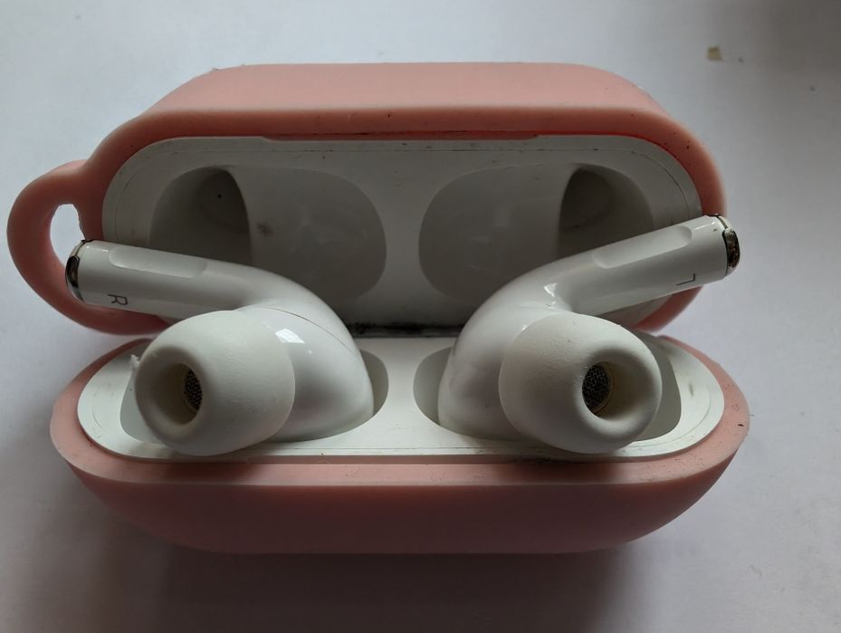 Căști iPhone Bluetooth cu husă