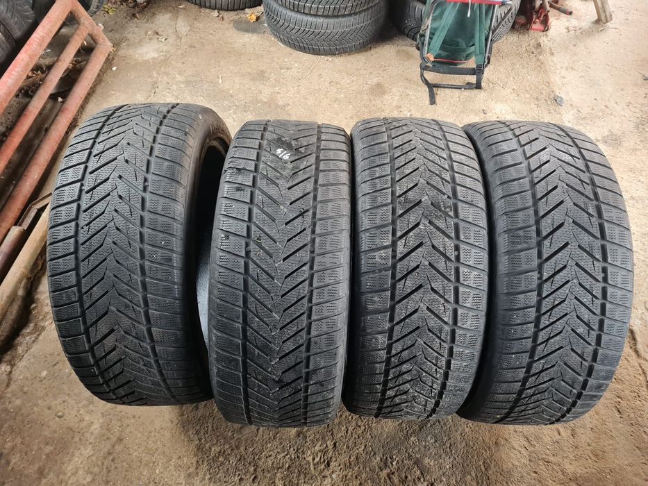 Зимни гуми 265 40 21