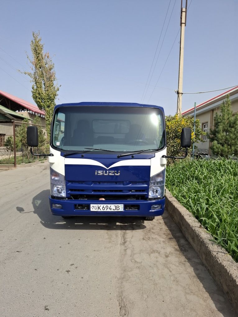Isuzu suv tashuvchi
